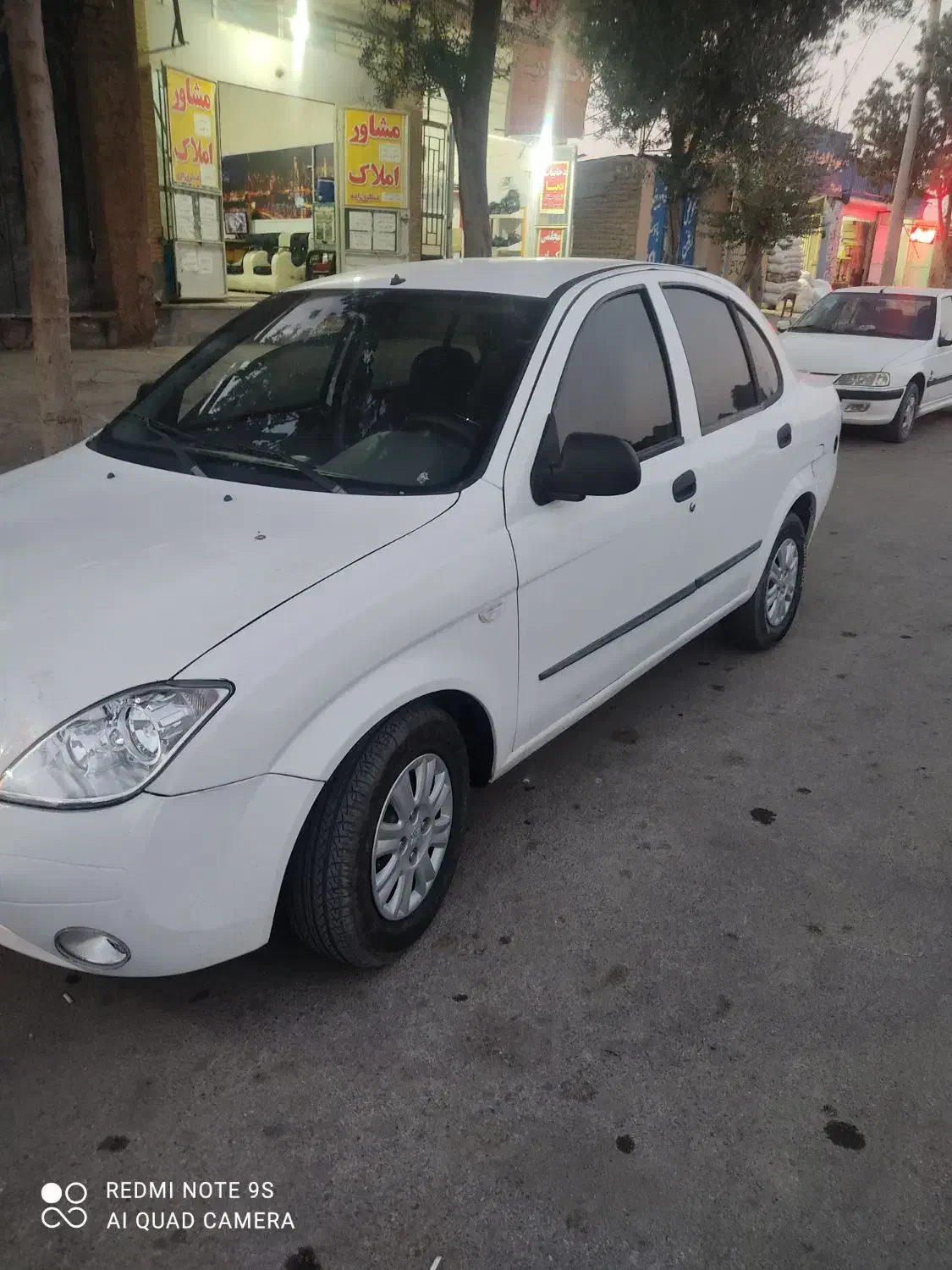 تیبا صندوق دار EX - 1396