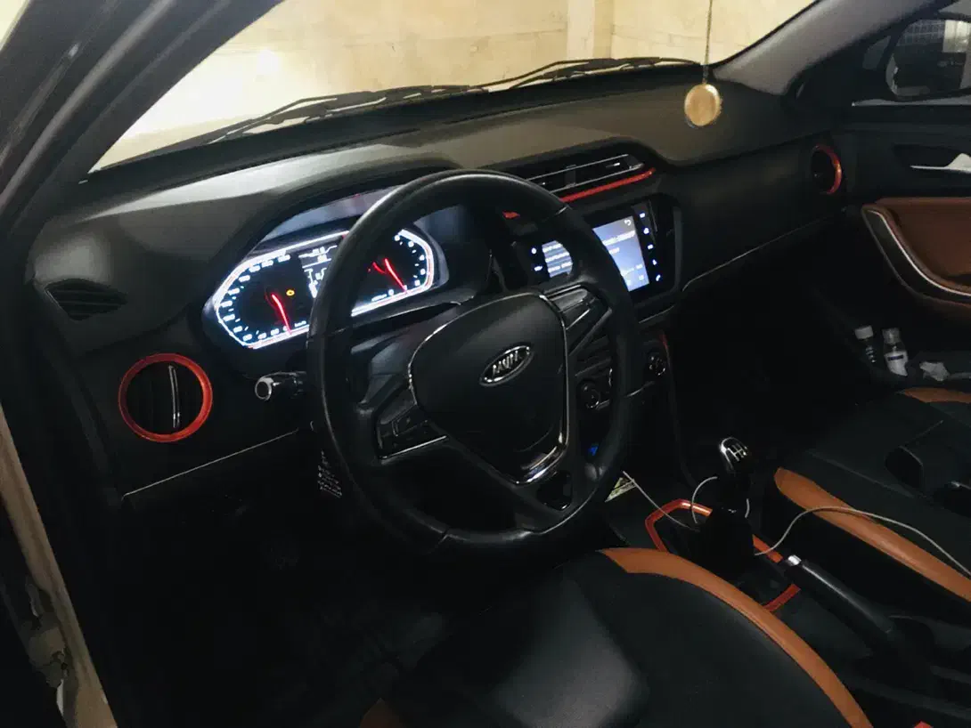ام وی ام X22 دنده ای اسپرت اکسلنت - 1401