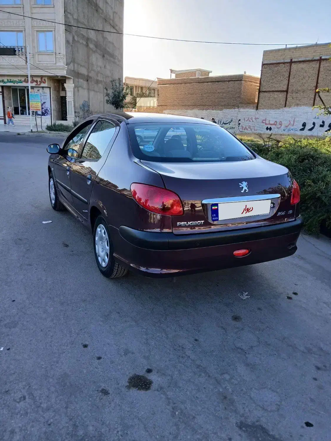 پژو ۲۰۶ صندوق دار v8 - 1397