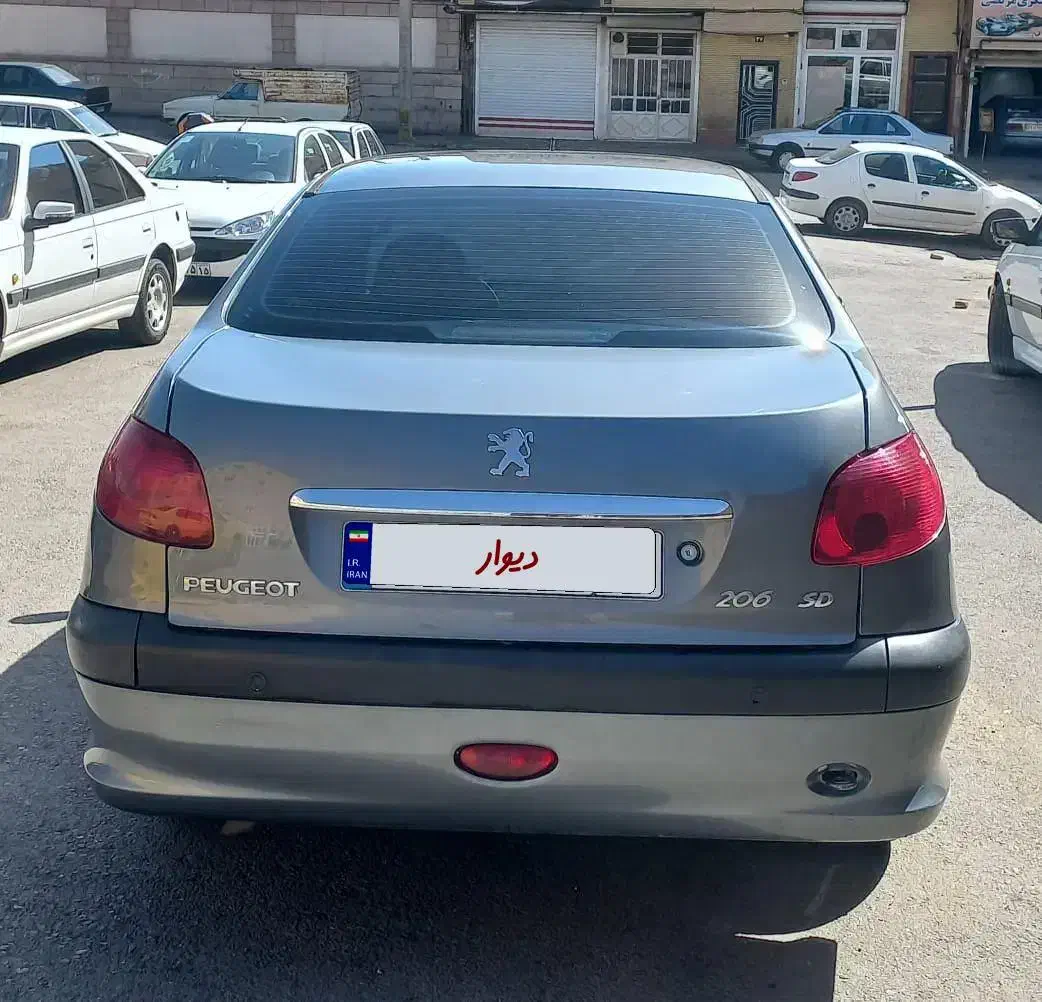 پژو ۲۰۶ صندوق دار v8 - 1394