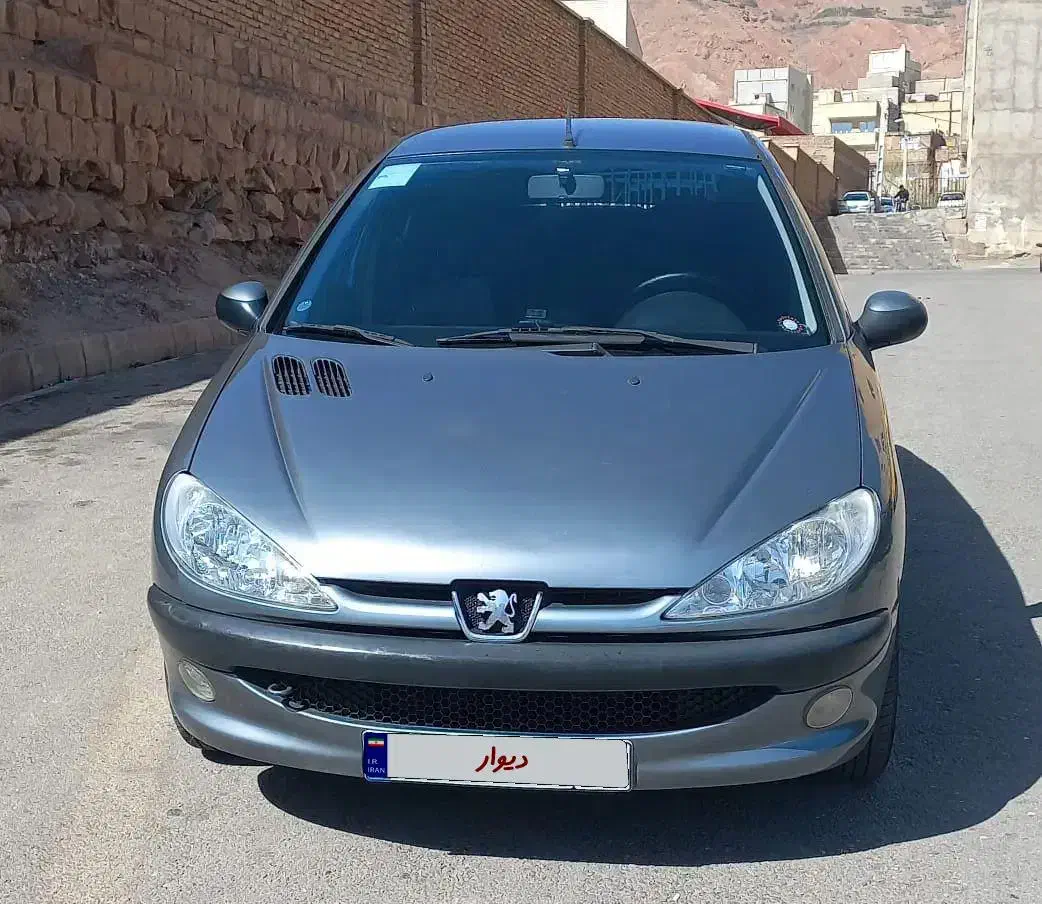 پژو ۲۰۶ صندوق دار v8 - 1394