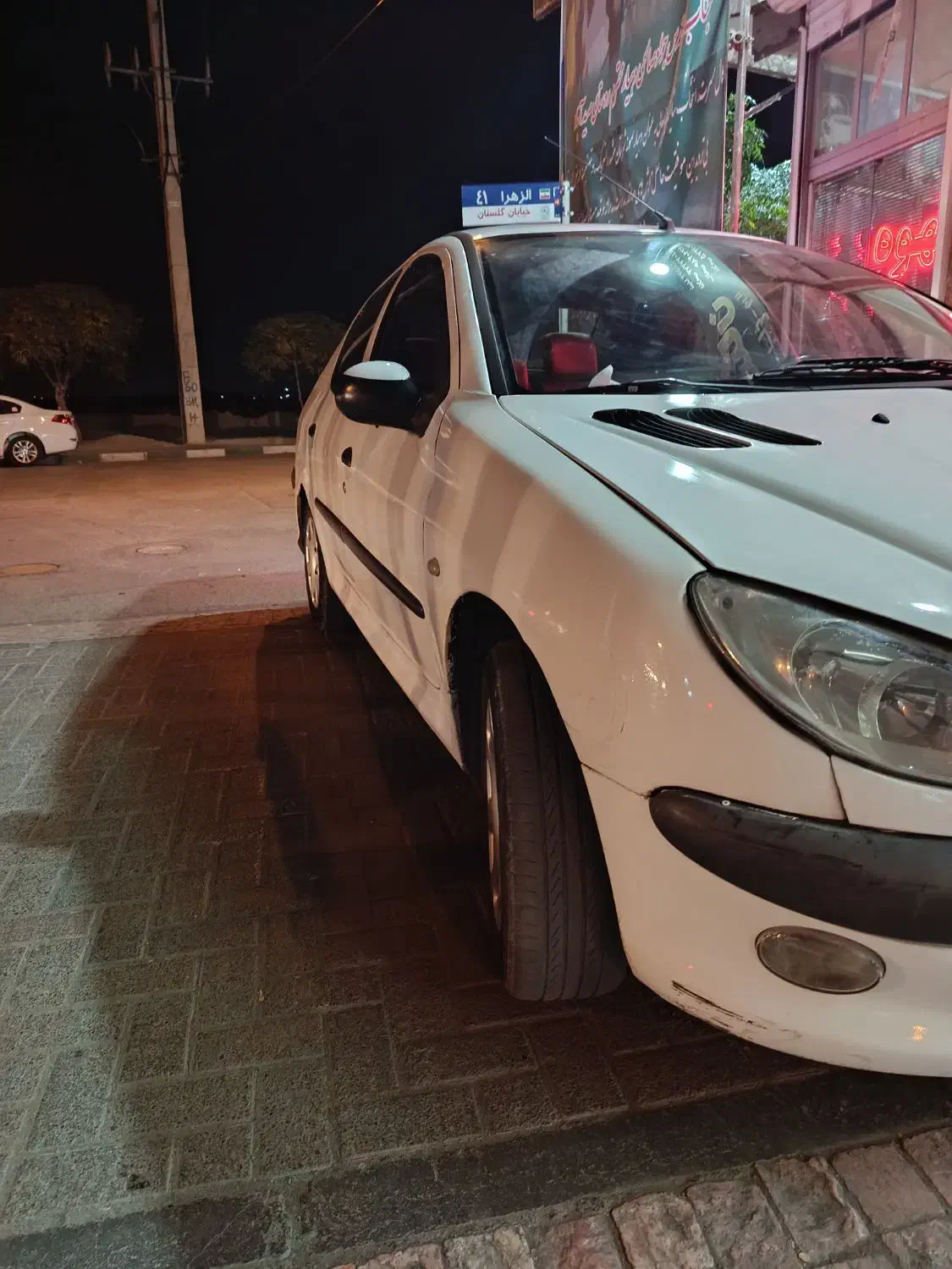 پژو ۲۰۶ صندوق دار v8 - 1394
