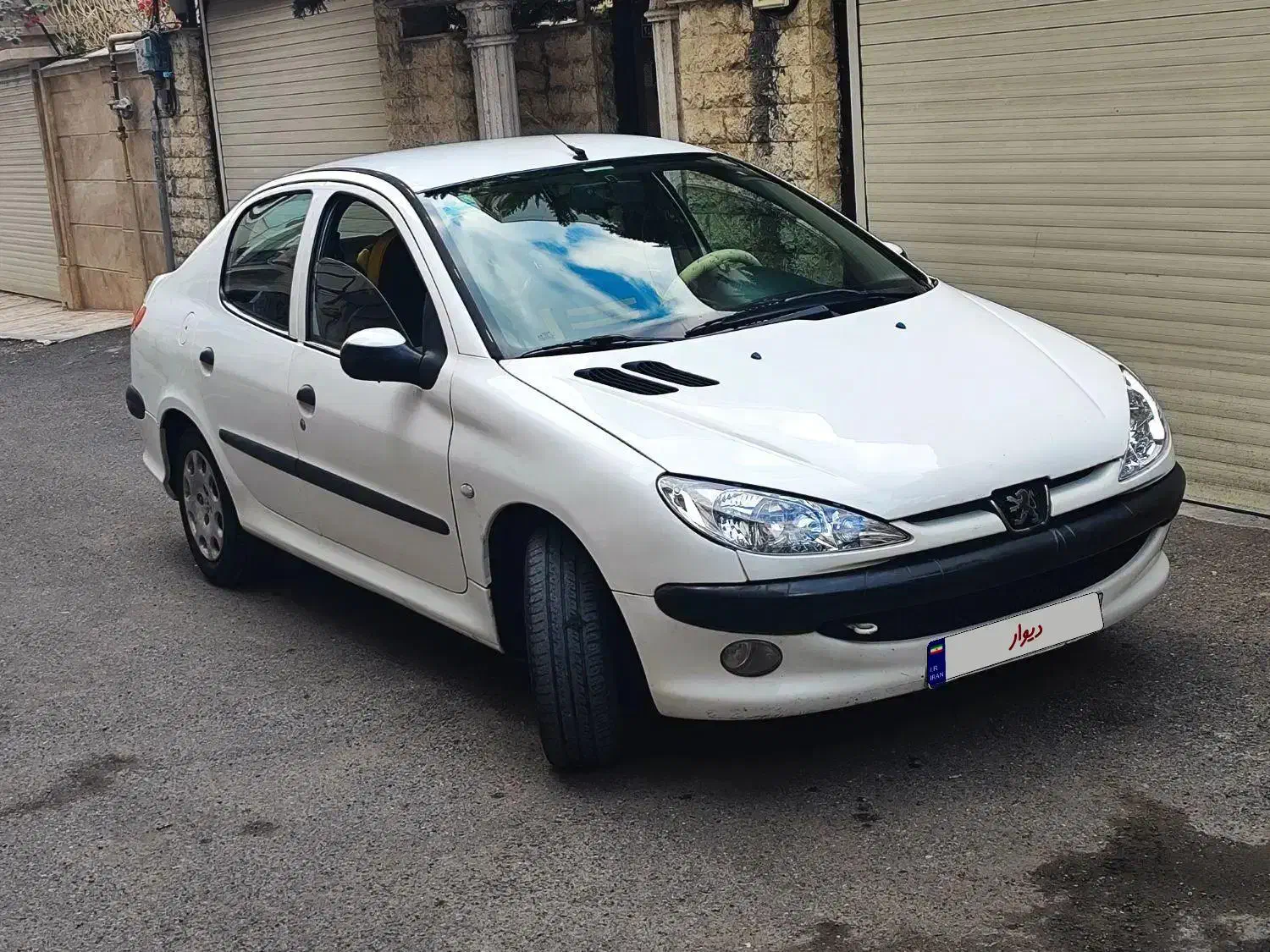 پژو ۲۰۶ صندوق دار v8 - 1394