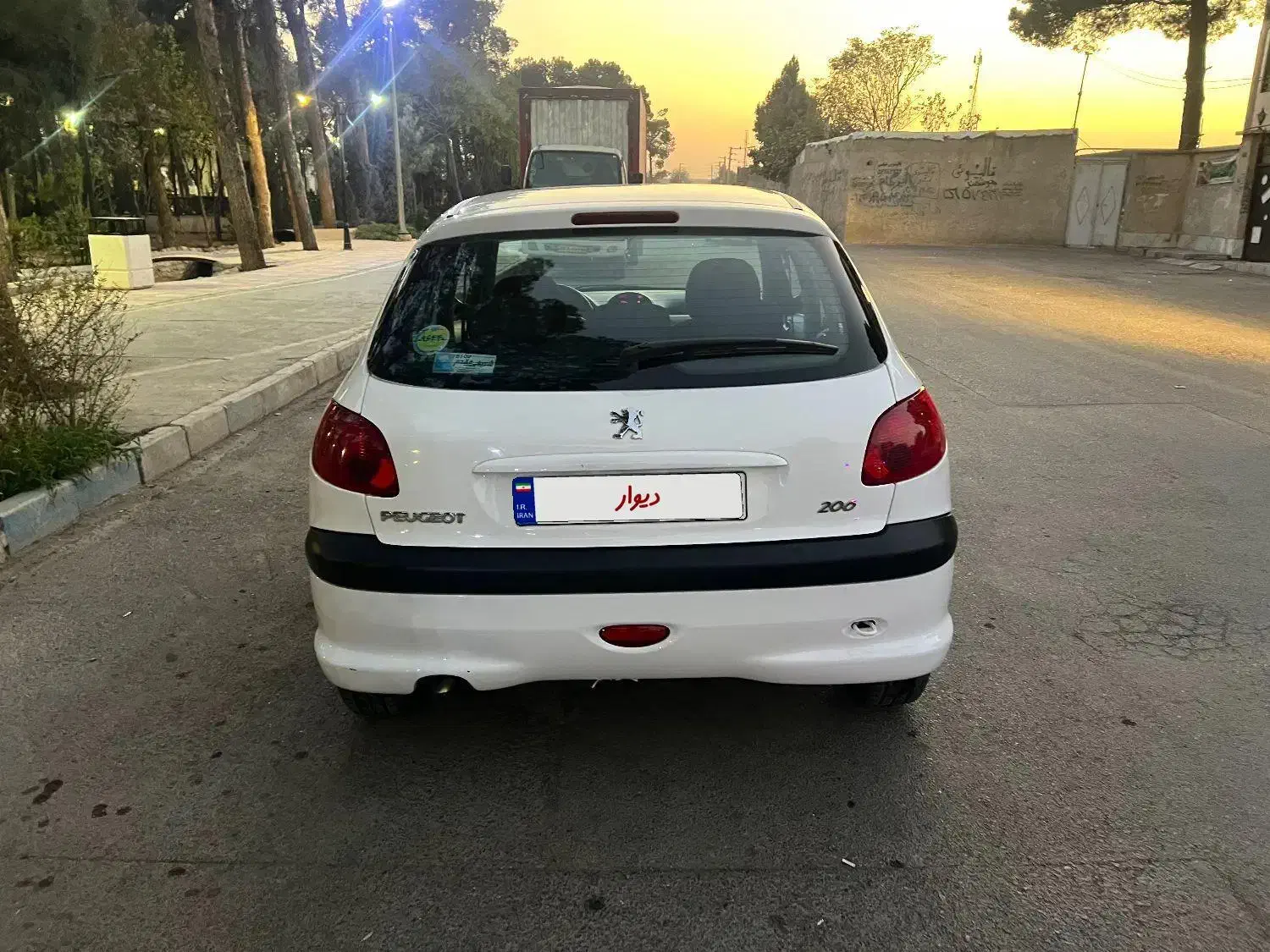 پژو 206 تیپ 2 - 1398