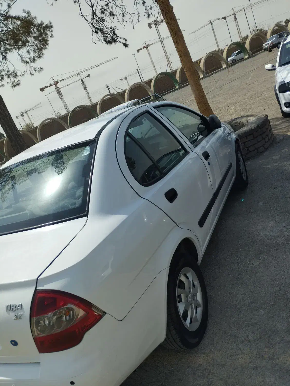 تیبا صندوق دار SX - 1393
