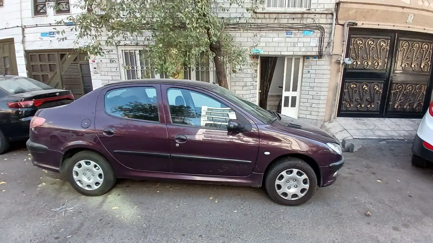 پژو ۲۰۶ صندوق دار v8 - 1391