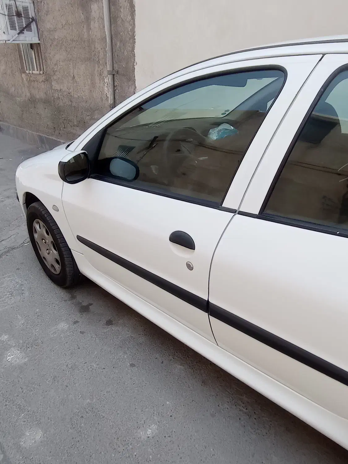 پژو ۲۰۶ صندوق دار v8 - 1395
