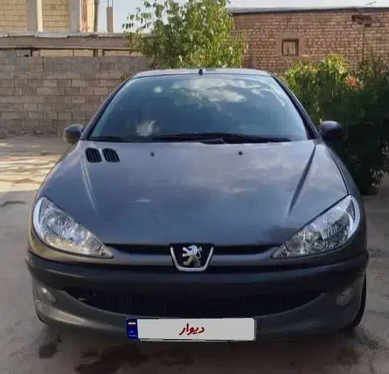 پژو ۲۰۶ صندوق دار v8 - 1393