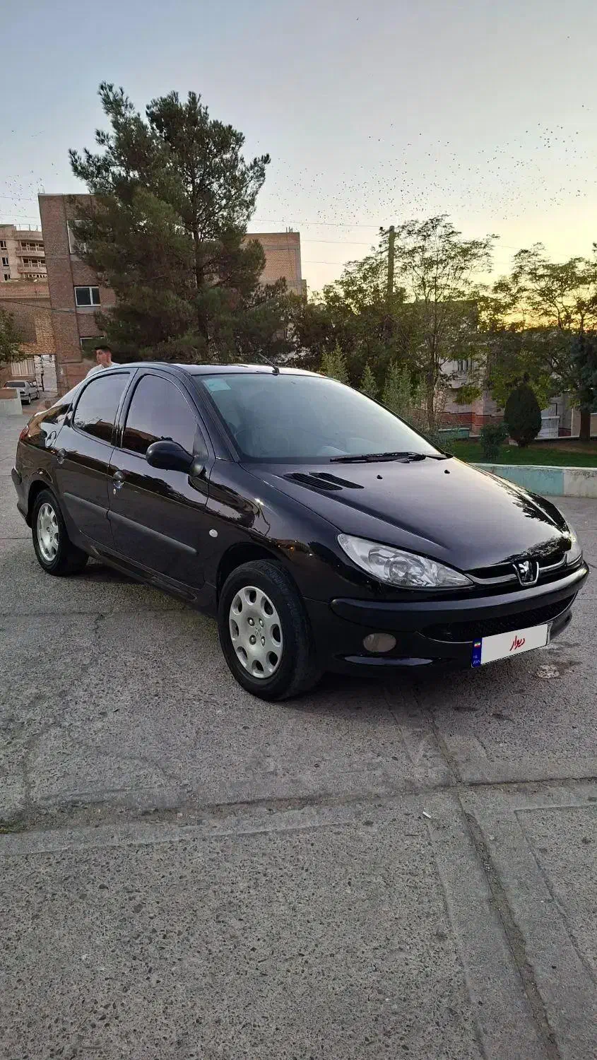 پژو ۲۰۶ صندوق دار v8 - 1394