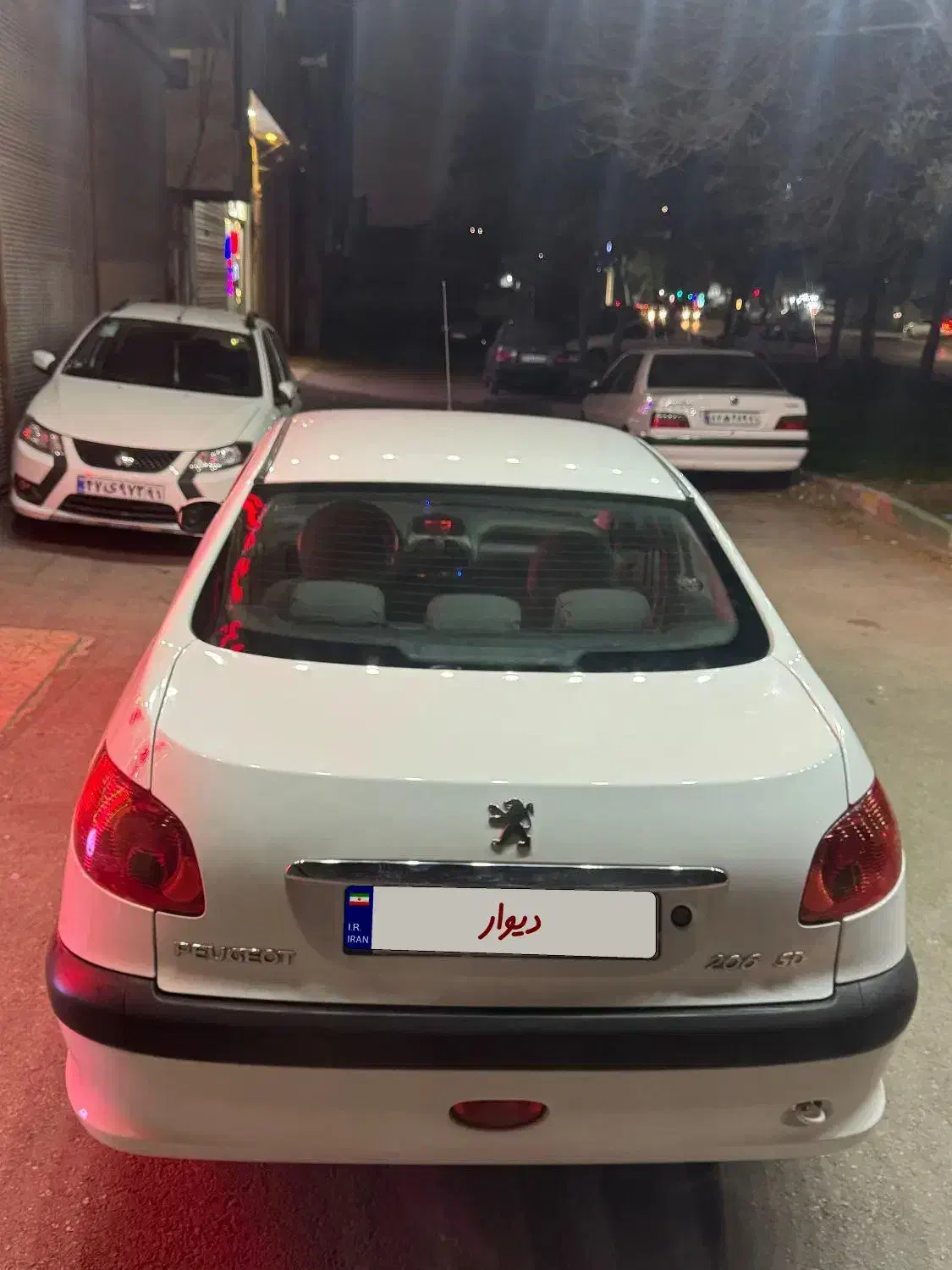 پژو ۲۰۶ صندوق دار v8 - 1393