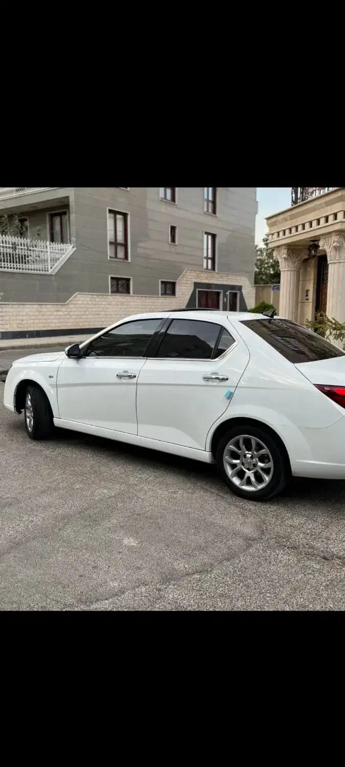 دنا پلاس توربو 6 دنده - 1401