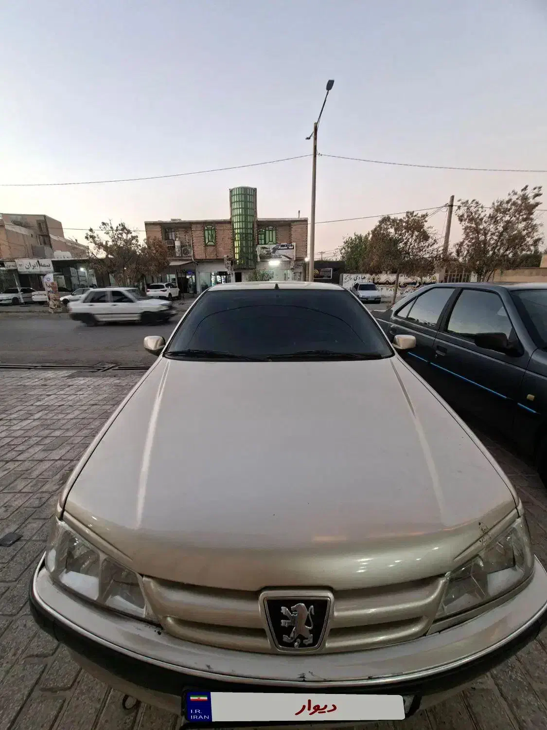 پژو پارس سال - 1382