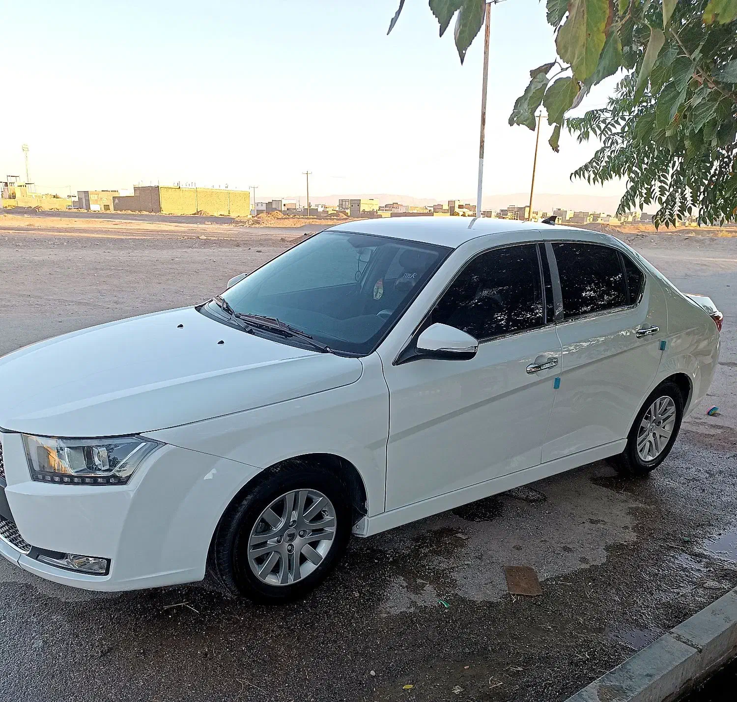 دنا پلاس ۵ دنده EF7 - 1400