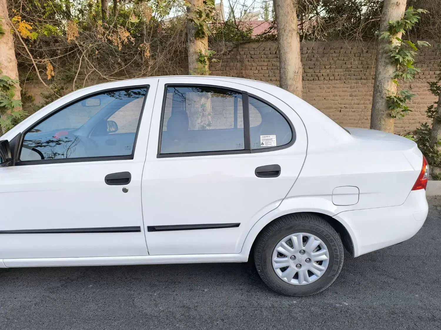 تیبا صندوق دار SX - 1401