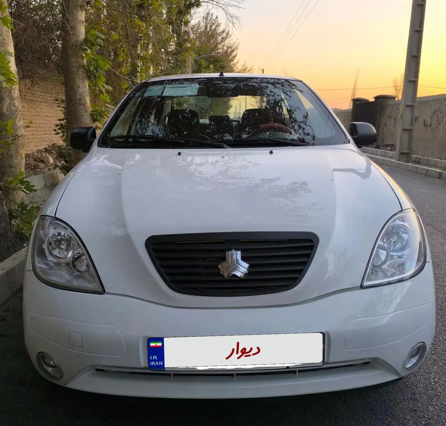 تیبا صندوق دار SX - 1401