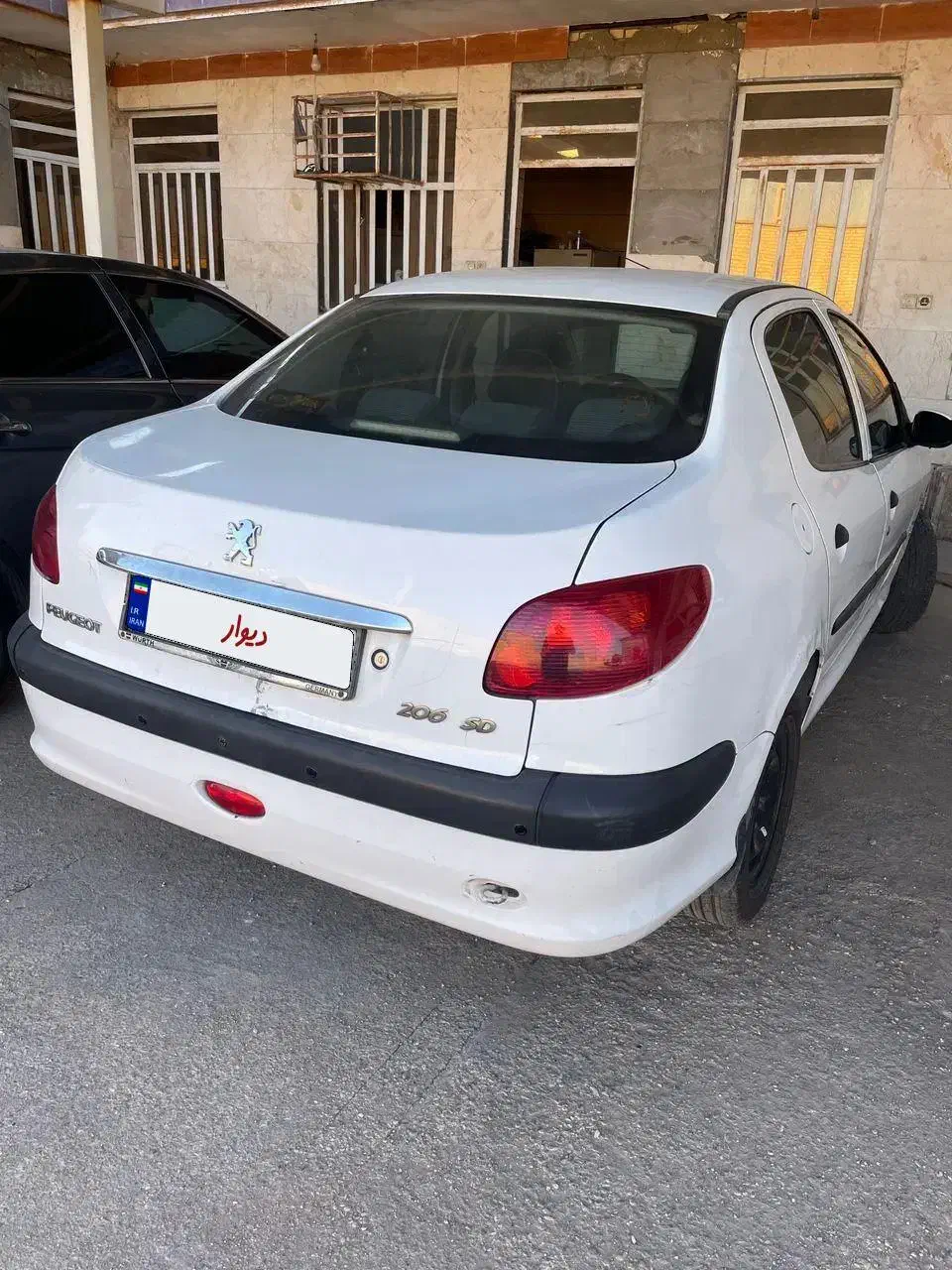 پژو ۲۰۶ صندوق دار v8 - 1390