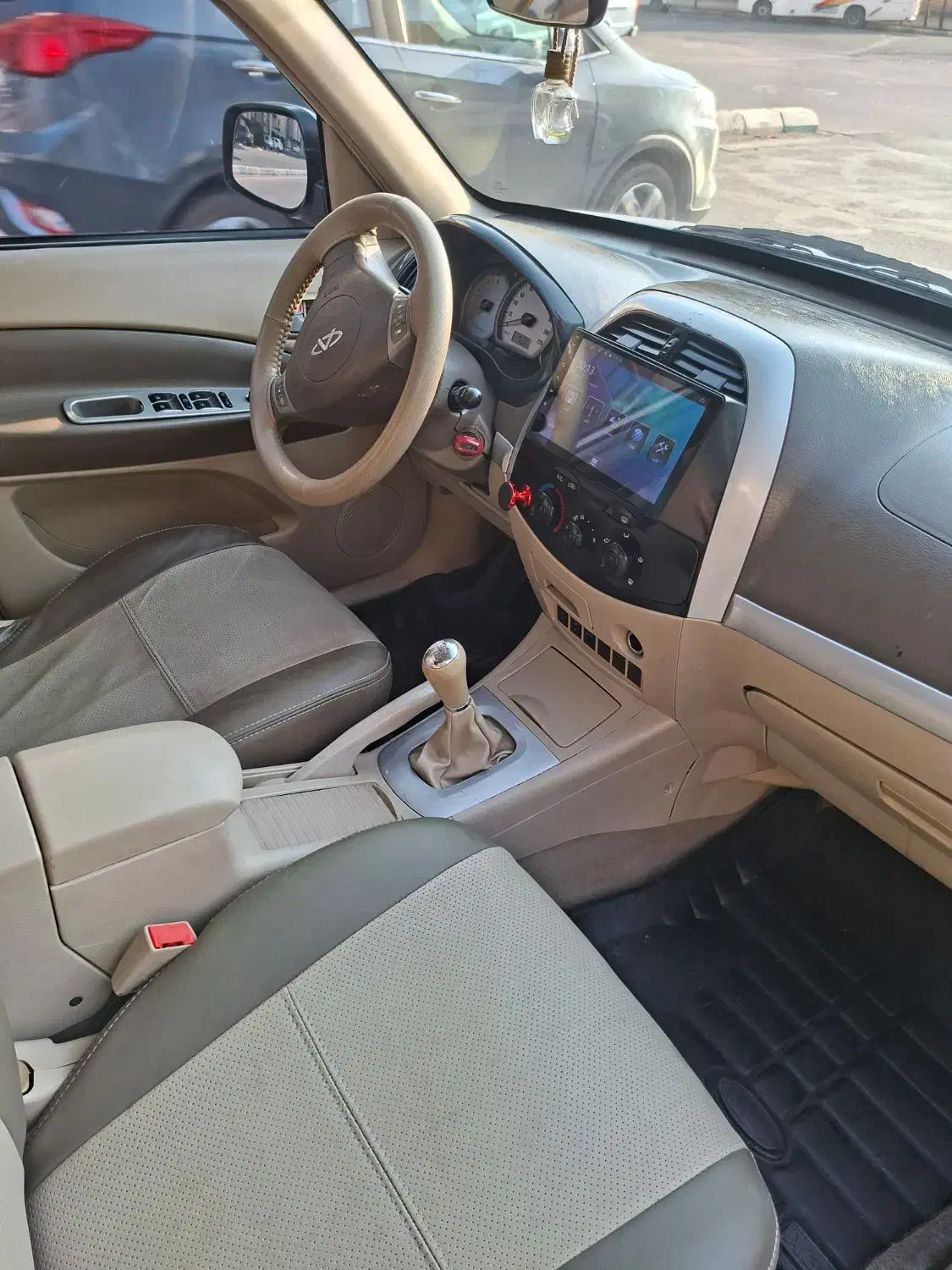 ام وی ام X33 دنده‌ای ساده - 1391