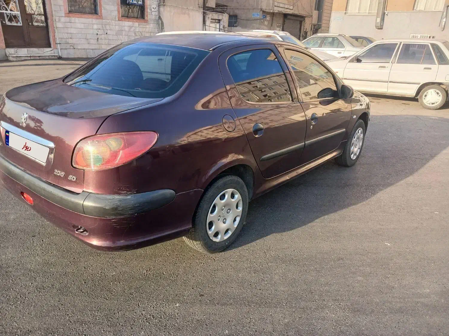 پژو ۲۰۶ صندوق دار v8 - 1391