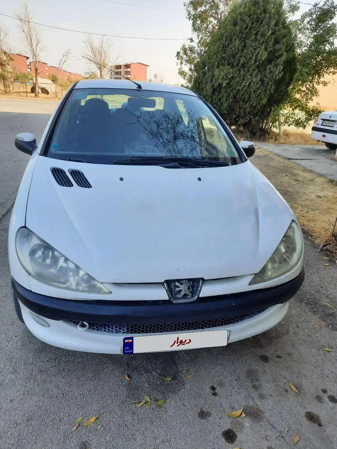 پژو ۲۰۶ صندوق دار v8 - 1395