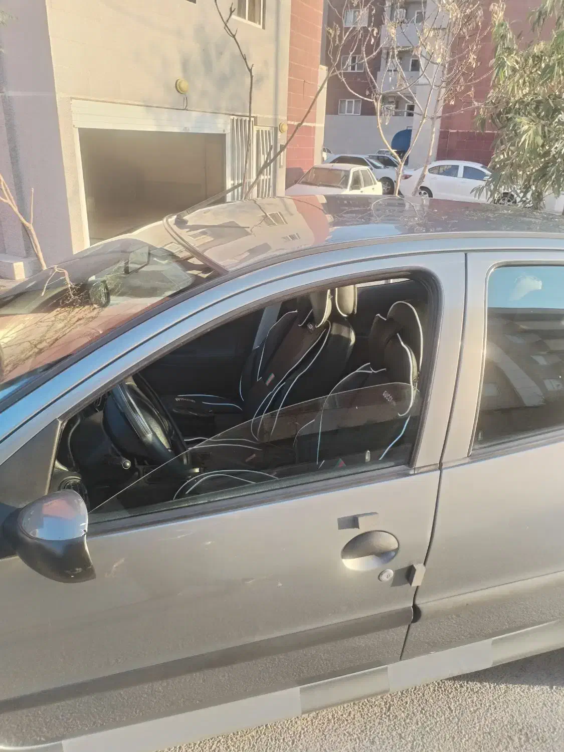 پژو ۲۰۶ صندوق دار v8 - 1396