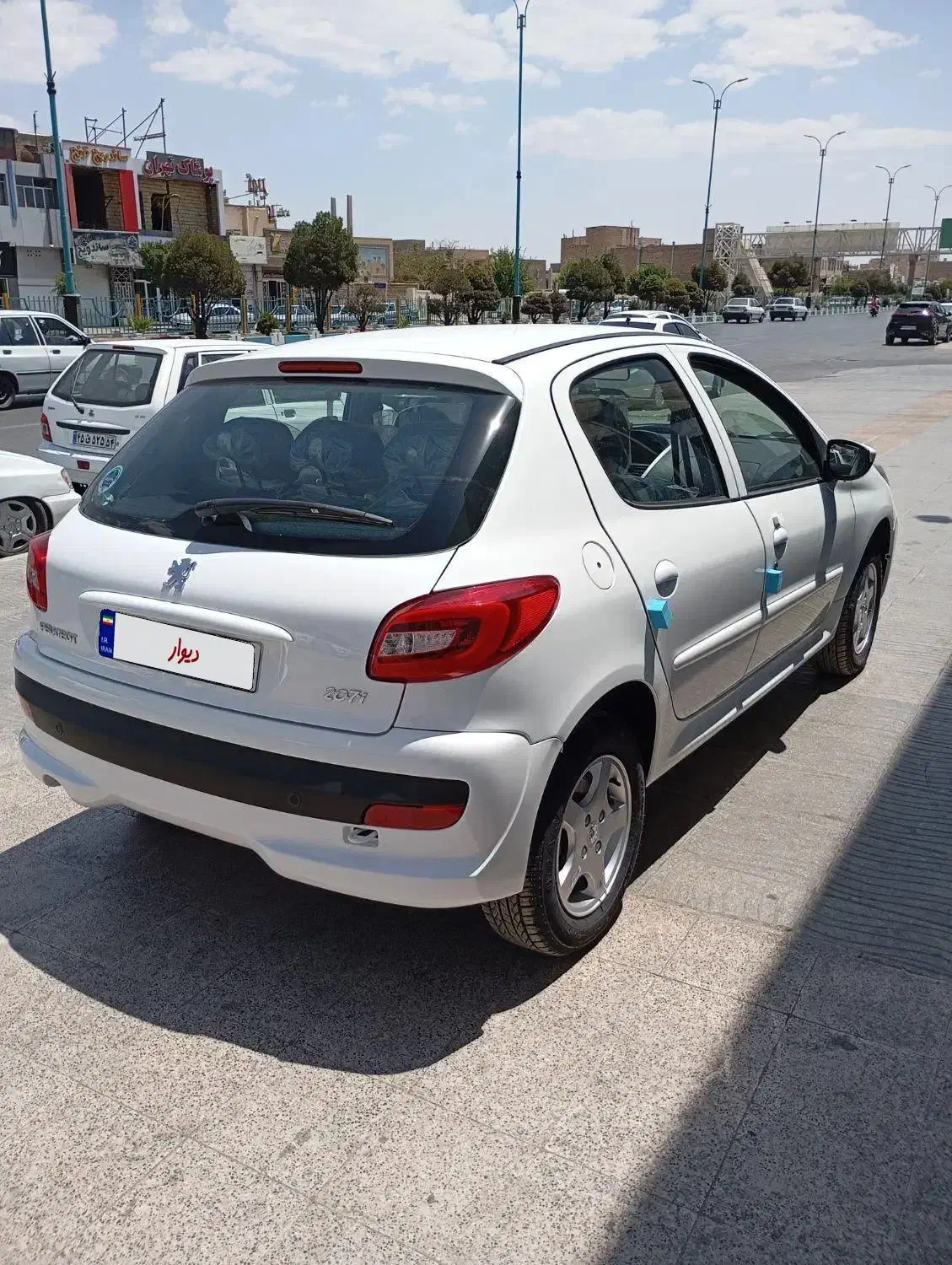 پژو 207 اتوماتیک TU5P - 1404