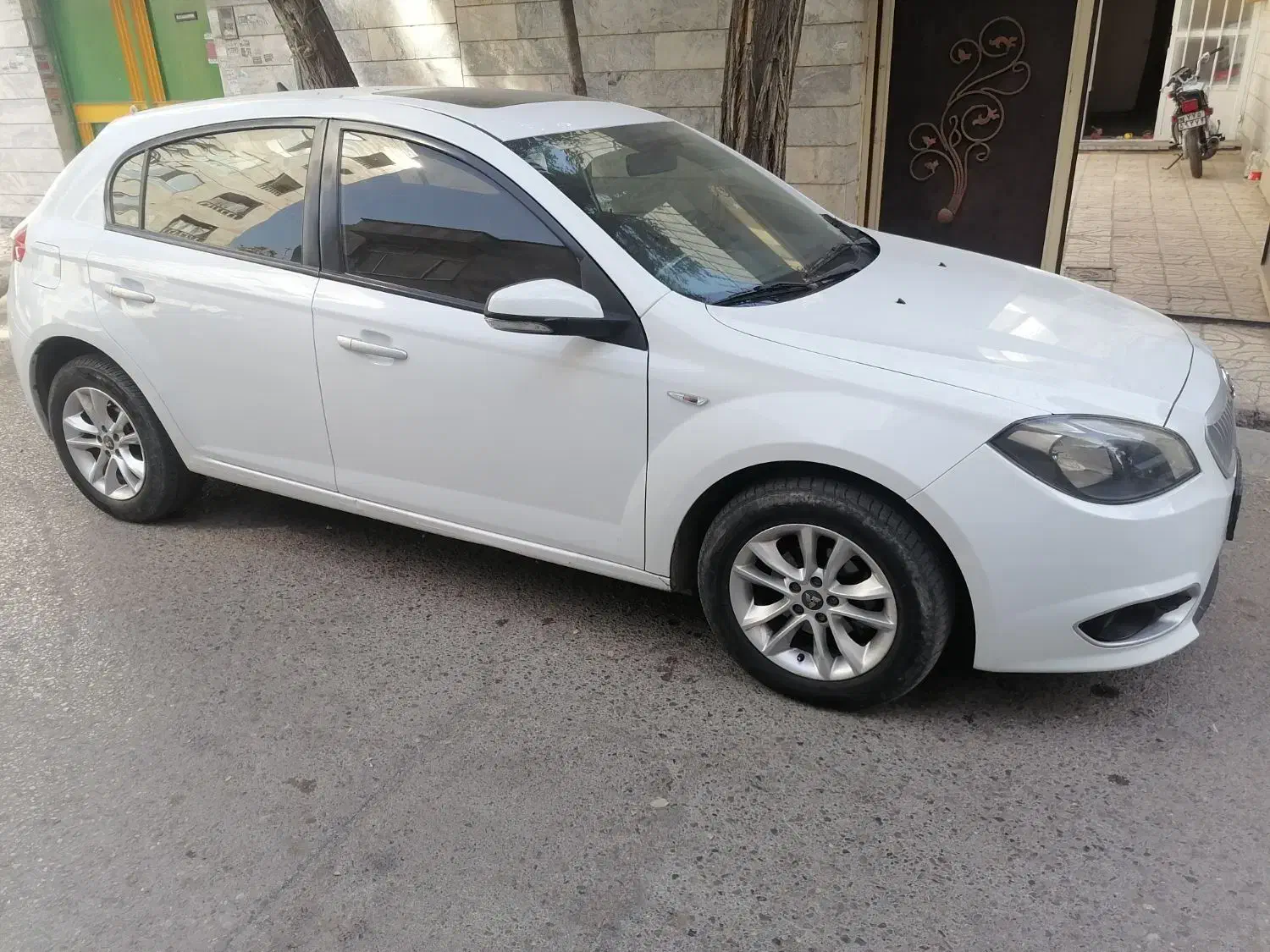 برلیانس H320 دنده‌ای 1500 - 1396