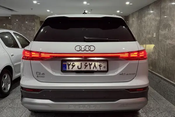 آئودی الکتریکی Q5 ۴۰ - 2024