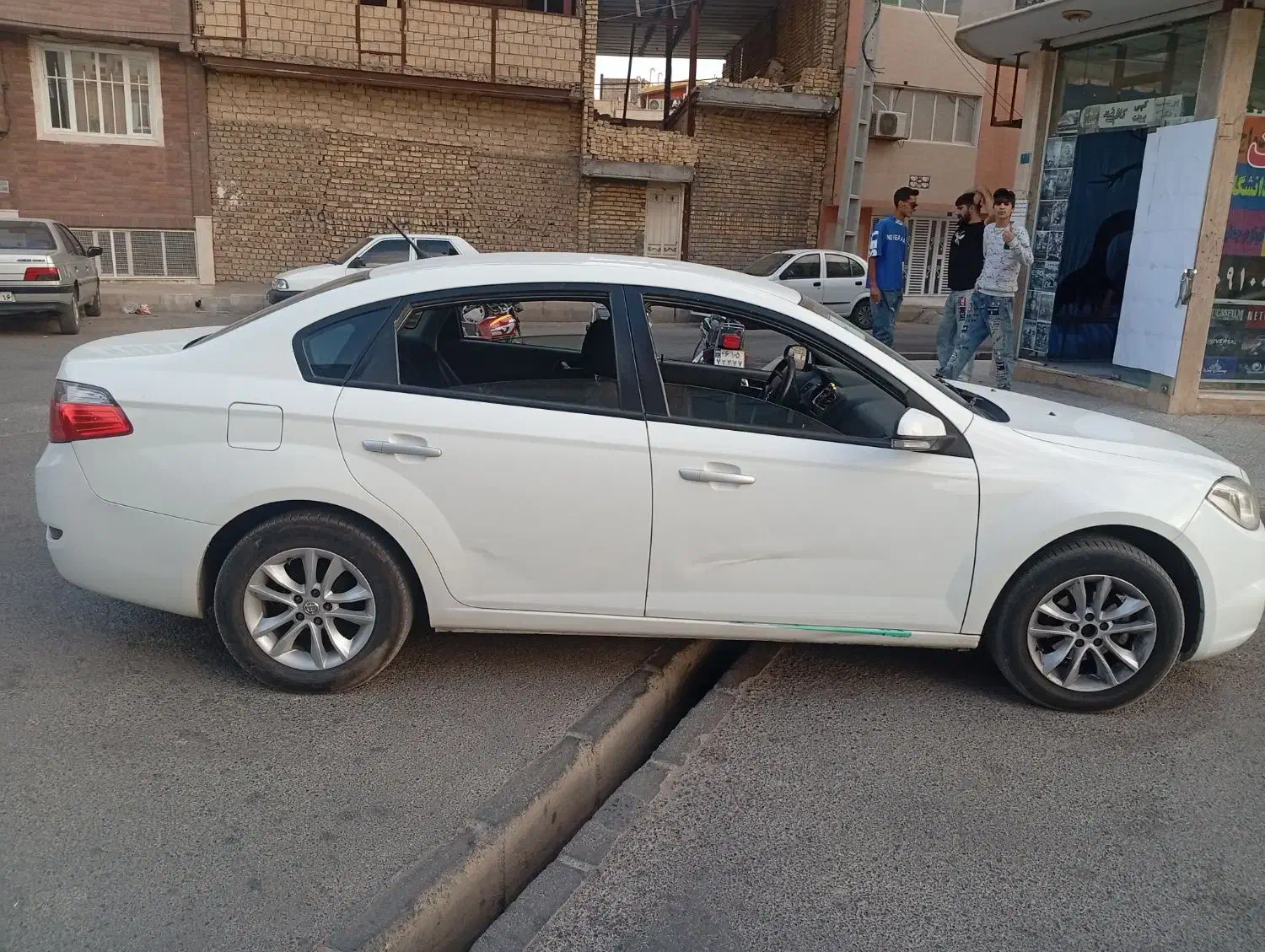 برلیانس H330 دنده ای 1650 - 1396