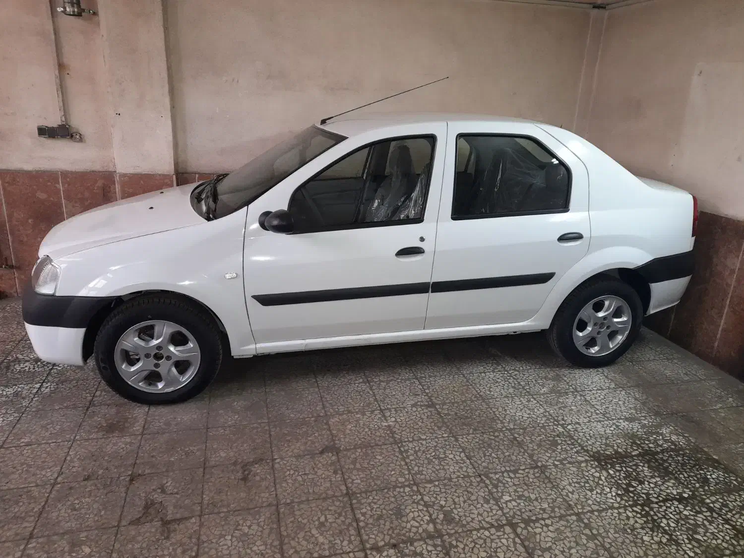 خودرو رنو، پارس تندر آگهی ann_20776666
