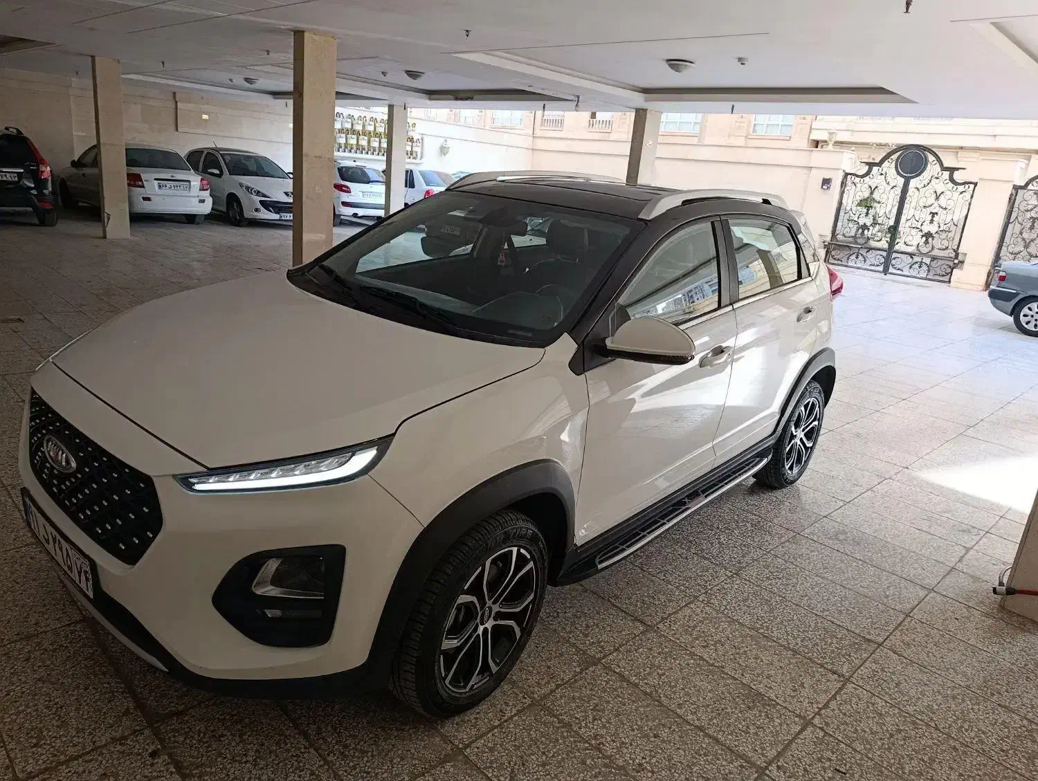 ام وی ام X22 پرو دنده‌ای - 1401