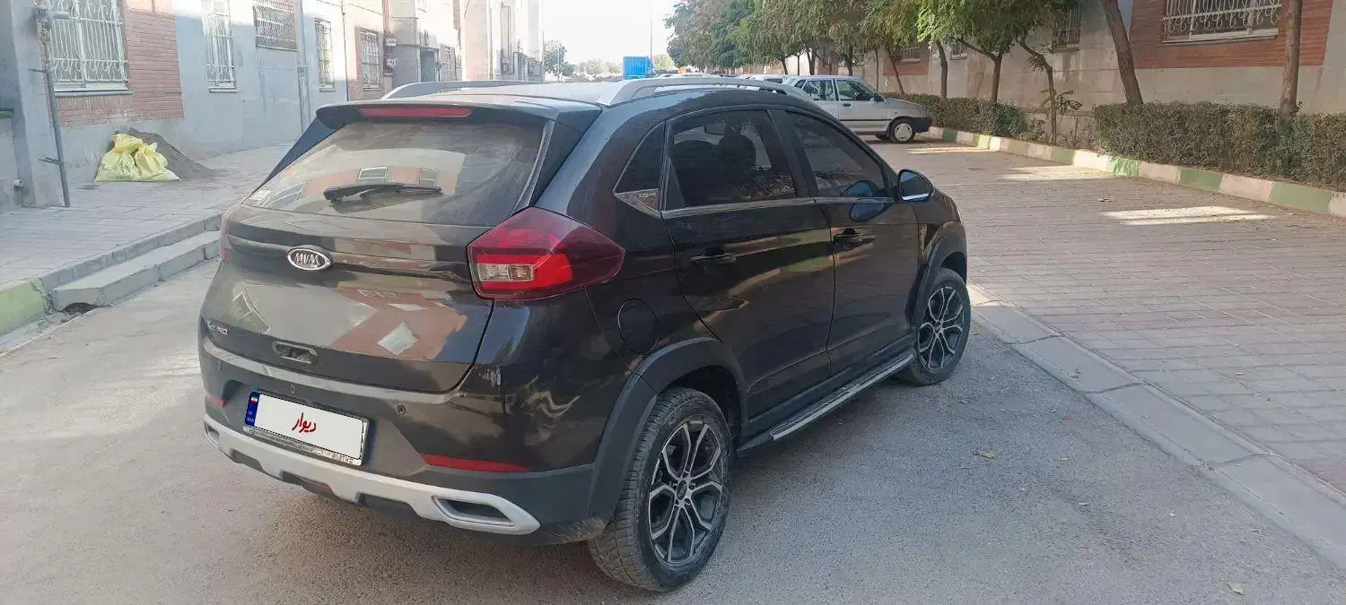 ام وی ام X22 پرو دنده‌ای - 1402
