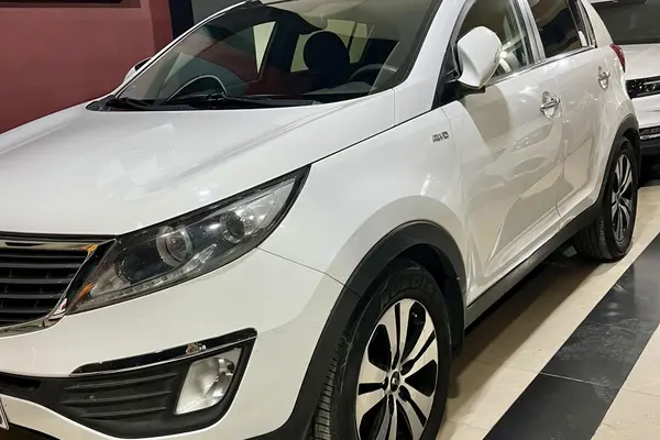 کیا اسپورتیج 4 سیلندر فول 2400cc - 2014