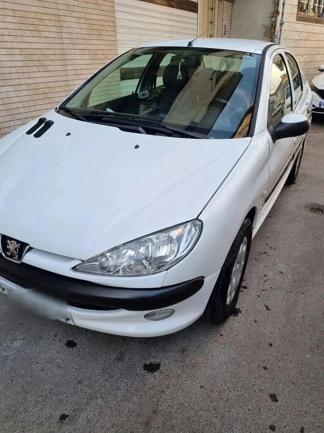 پژو ۲۰۶ صندوق دار v8 - 1394