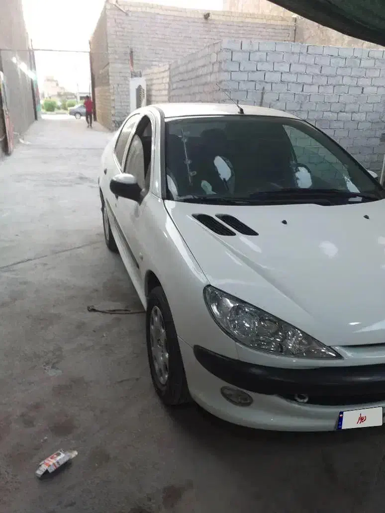 پژو ۲۰۶ صندوق دار v8 - 1397