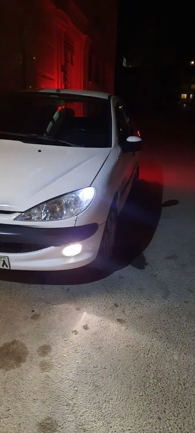 پژو ۲۰۶ صندوق دار v8 - 1396