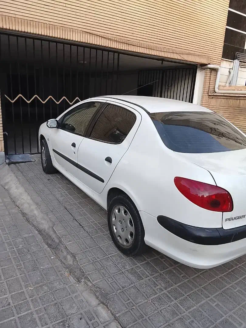 پژو ۲۰۶ صندوق دار v1 - 1388