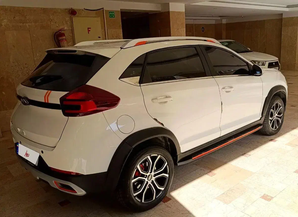 ام وی ام X22 پرو دنده‌ای - 1402