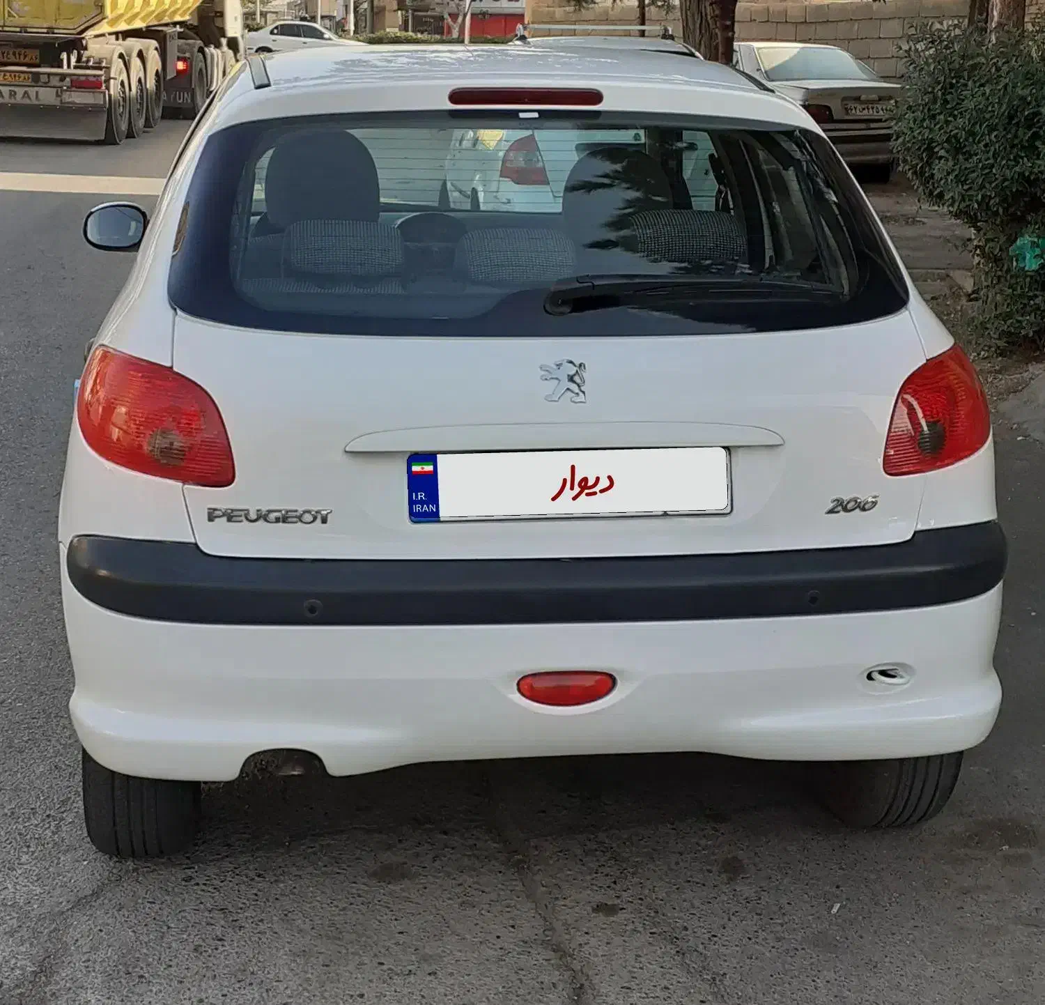 پژو 206 تیپ 5 - 1396