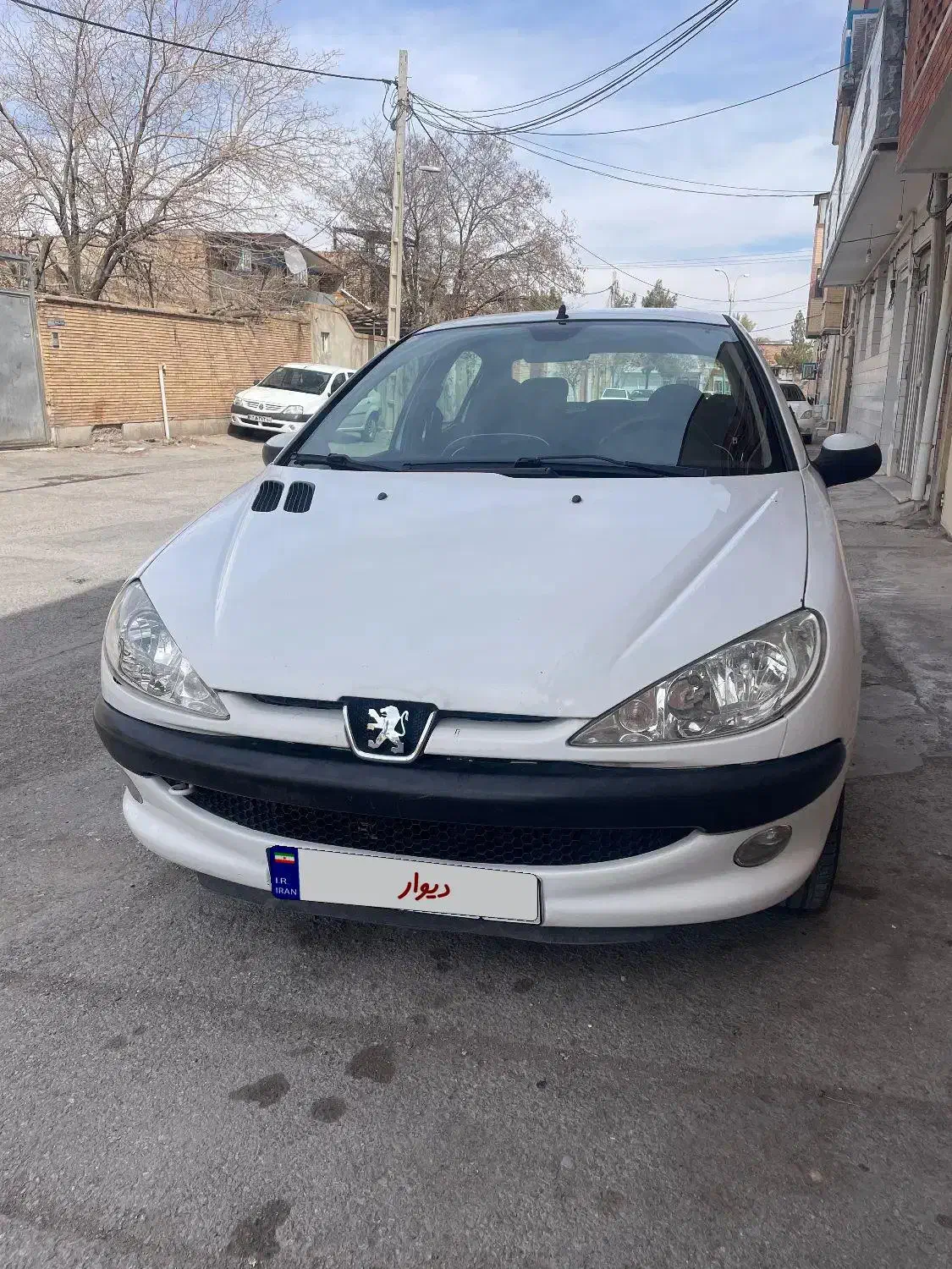 پژو ۲۰۶ صندوق دار v8 - 1396