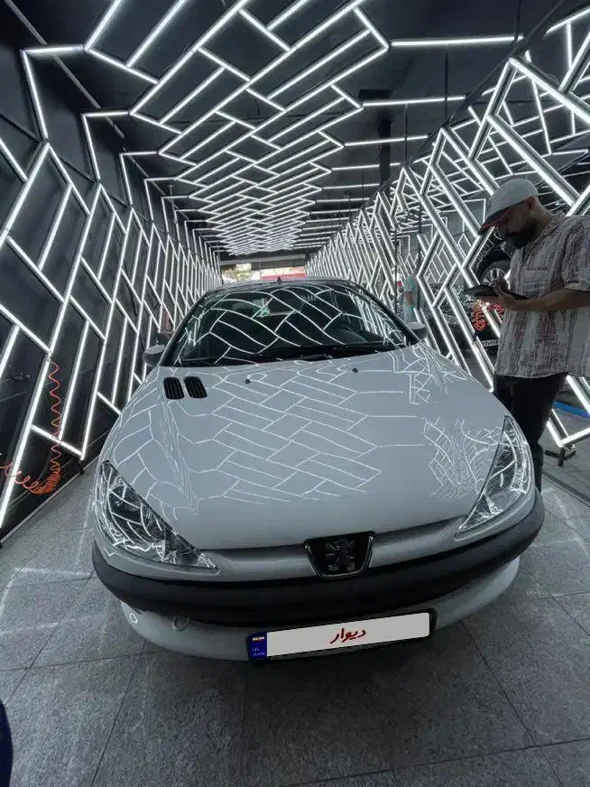 پژو ۲۰۶ صندوق دار v8 - 1397