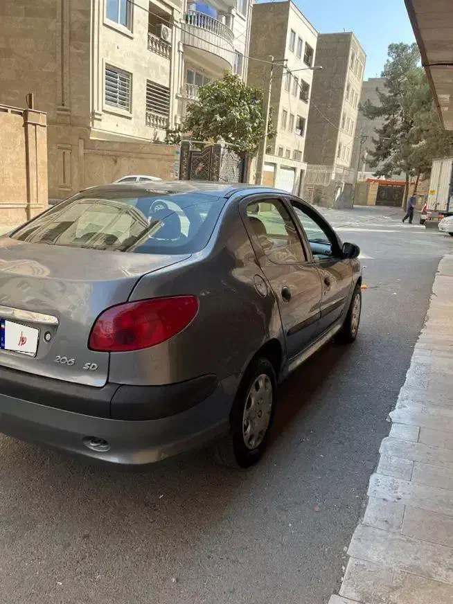 پژو ۲۰۶ صندوق دار v8 - 1386