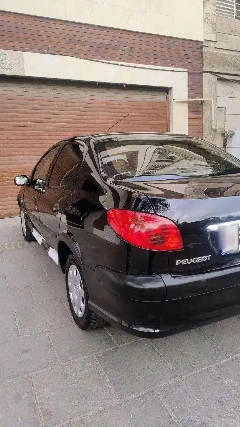 پژو ۲۰۶ صندوق دار v8 - 1396
