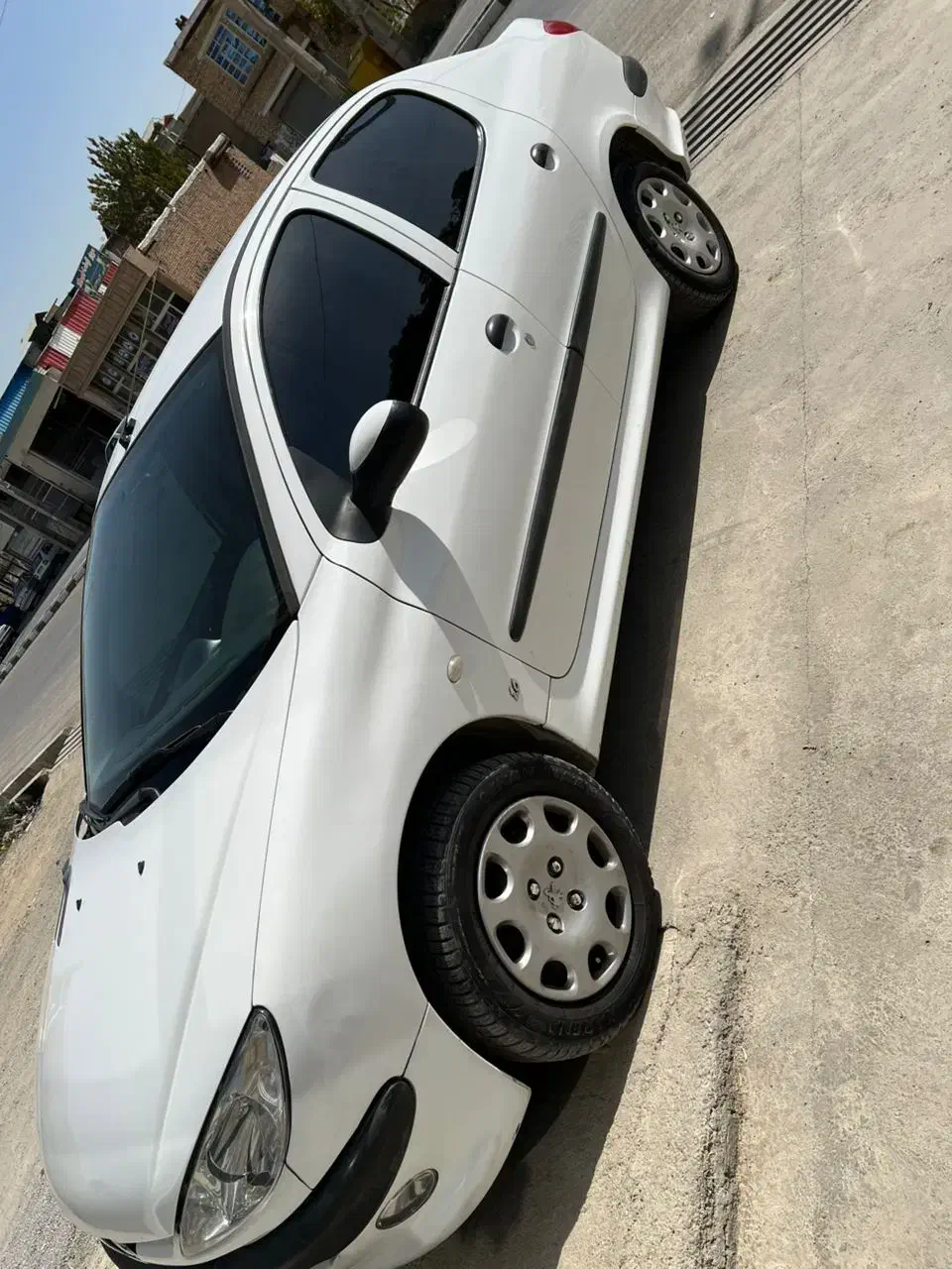 پژو ۲۰۶ صندوق دار v8 - 1395