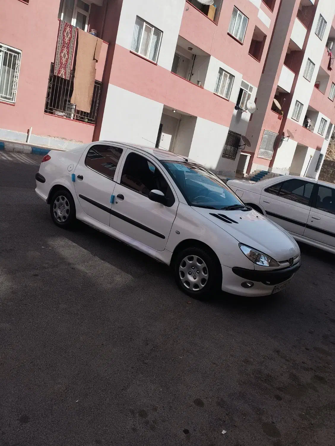 پژو ۲۰۶ صندوق دار v8 - 1396