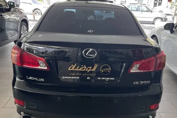 لکسوس IS 300 - 2010