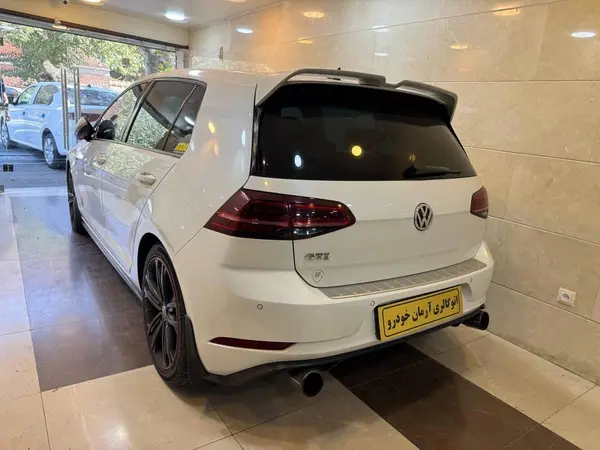 فولکس گلف GTI - 2018