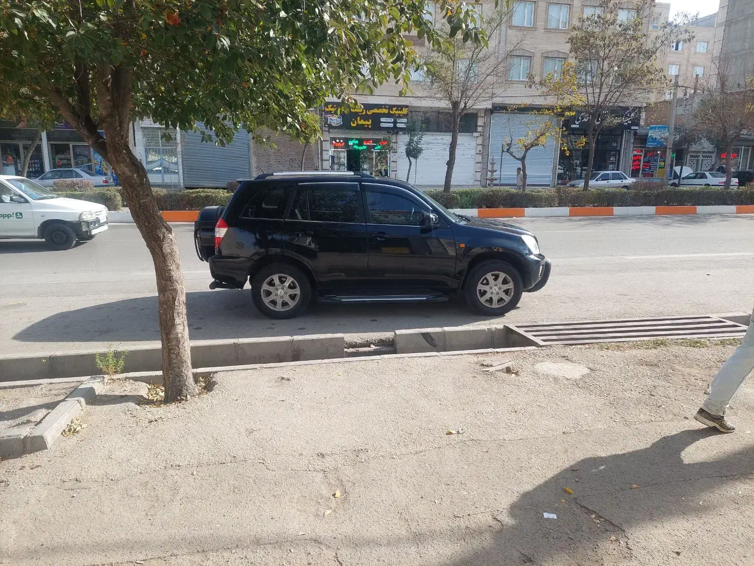 ام وی ام X33 دنده‌ای ساده - 1393
