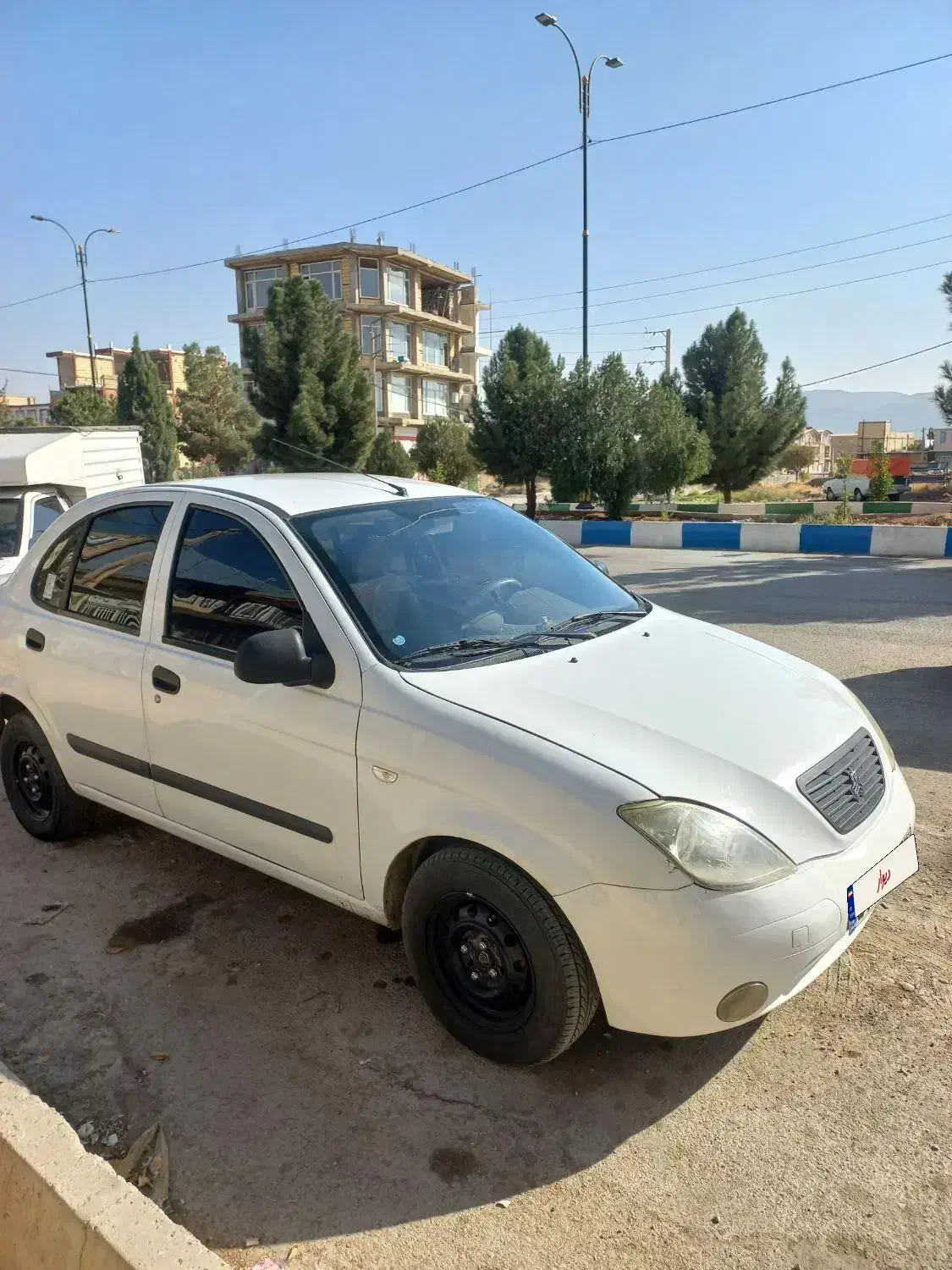 تیبا صندوق دار SX - 1392