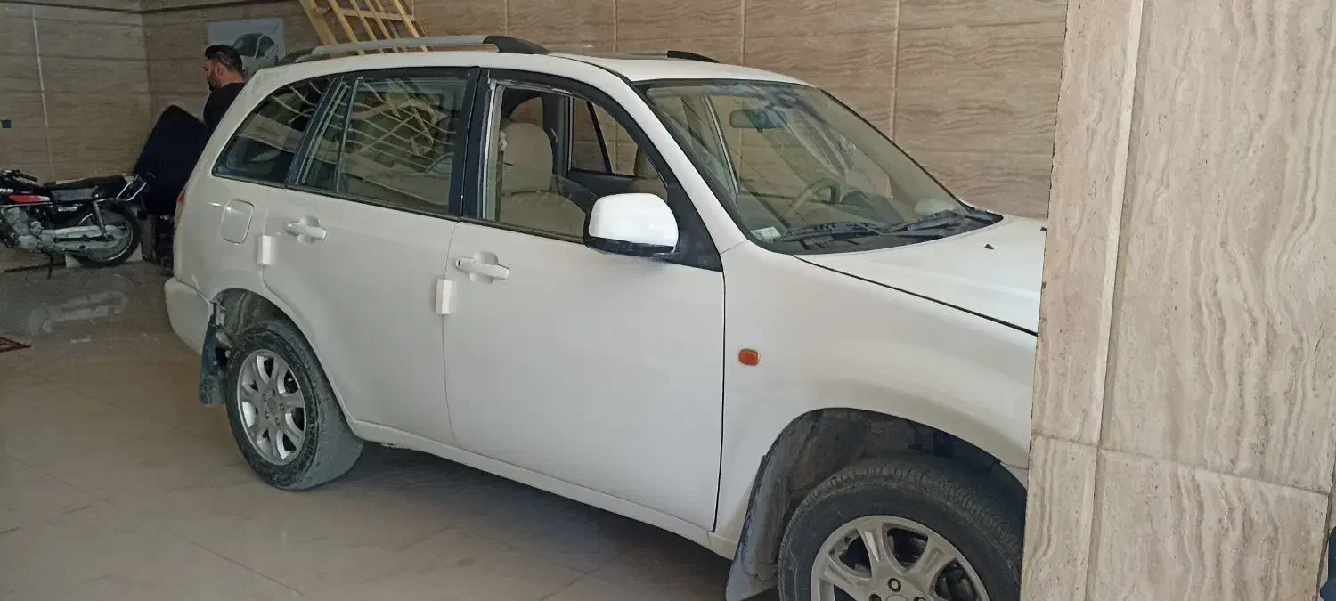 خودرو ام وی ام، X33 آگهی ann_20785452