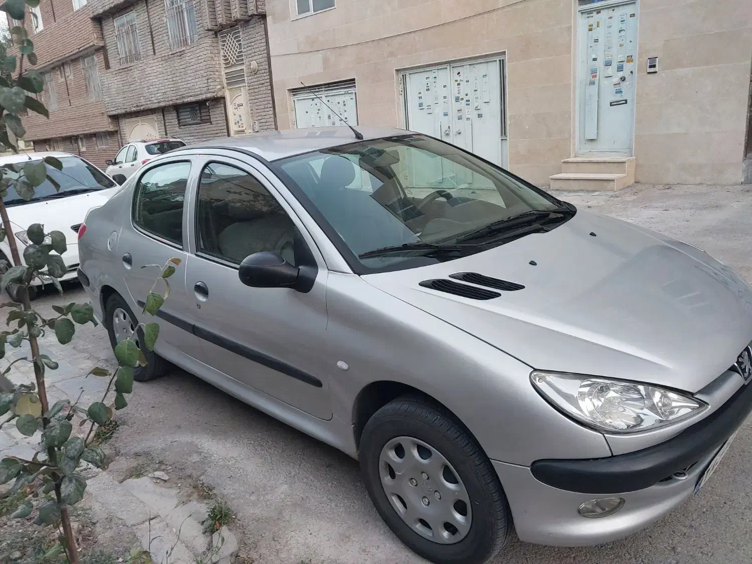 پژو ۲۰۶ صندوق دار v19 - 1387